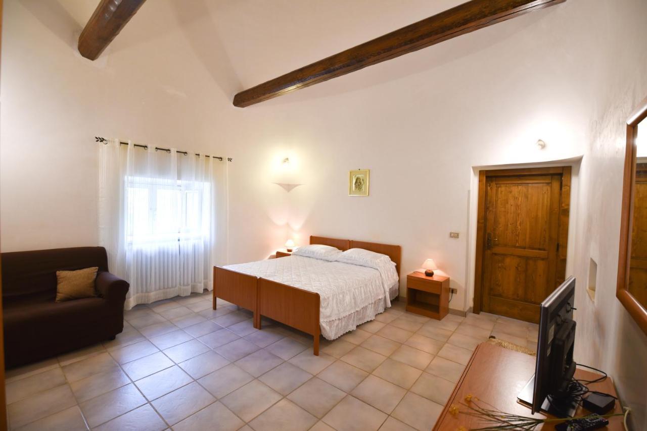 לוקורוטונדו Agriturismo Il Ciliegeto מראה חיצוני תמונה